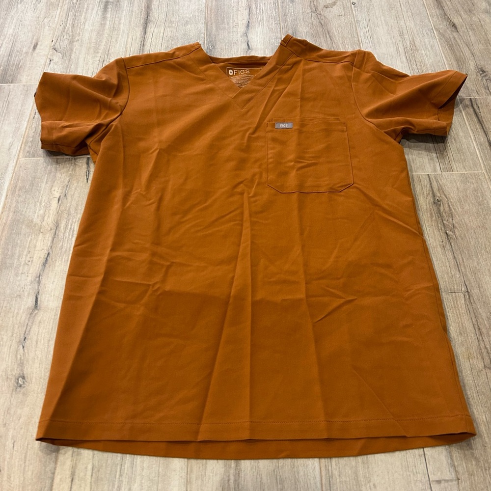 Men’s Figs Scrub Top, Small, $38
